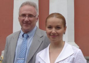 С Ольгой Будиной, прекрасной актрисой, известной телеведущей (телеканал Россия, "О самом главном"), красивой женщиной, очаровательным человеком и замечательным волонтером, который очень много делает для детей - сирот